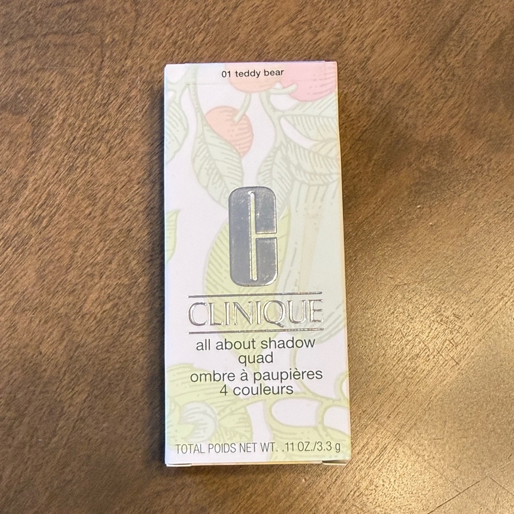 Clinique All About Shadow Quad in Teddy Bear